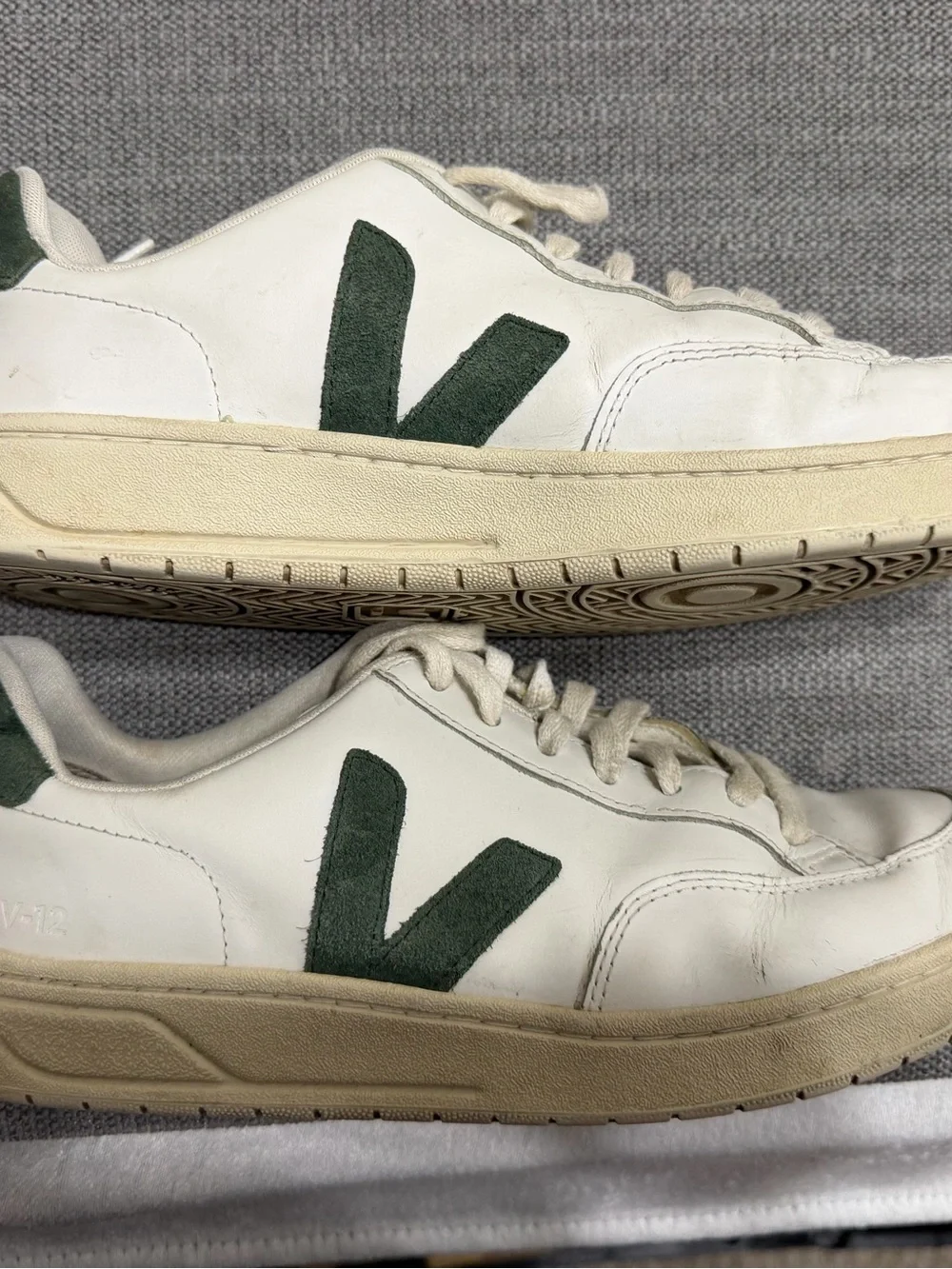 Veja Men White Sneakers with Green V Detail